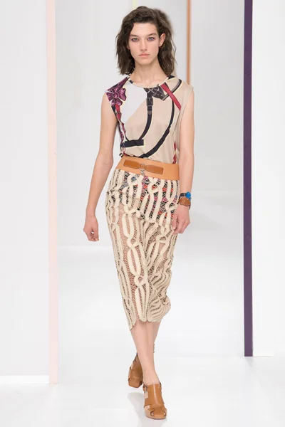 Look 26